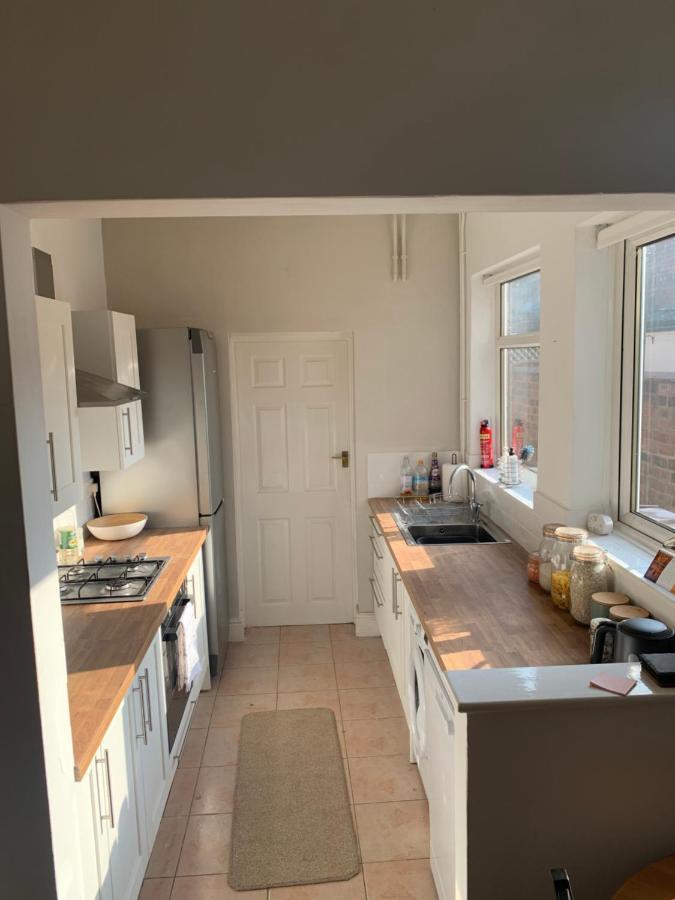Residential 2 Bed House Near Centre Holiday home