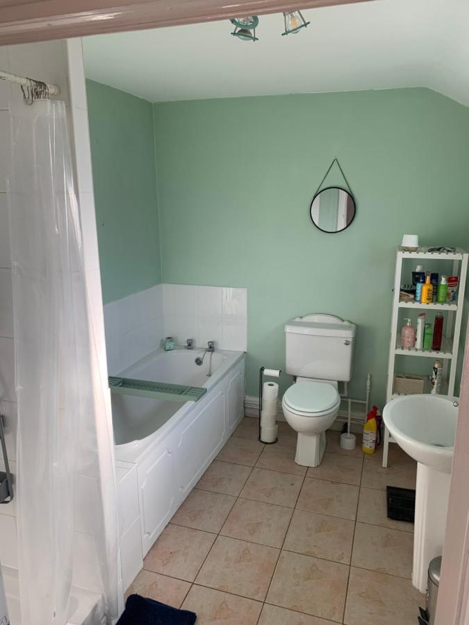 Residential 2 Bed House Near Centre * Lincoln