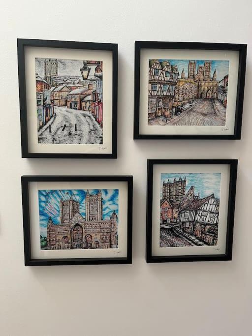 Choristers Mews: Luxury A Stones Throw From The Cathedral! Holiday home Lincoln