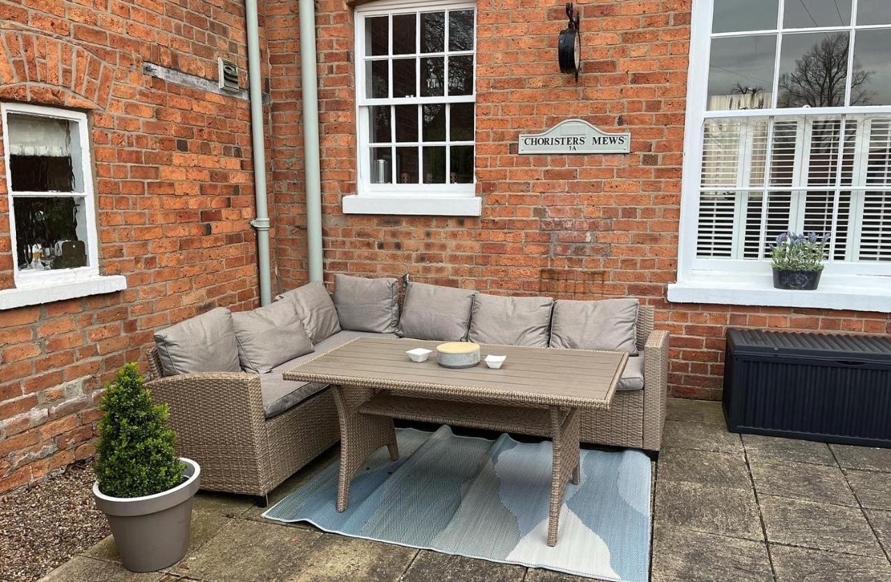 Holiday home Choristers Mews: Luxury A Stones Throw From The Cathedral! *