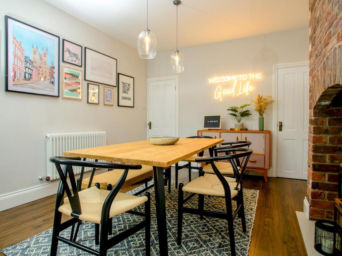 Pass The Keys Beautiful 3bed With Parking In Cathedral Quarter Holiday home *