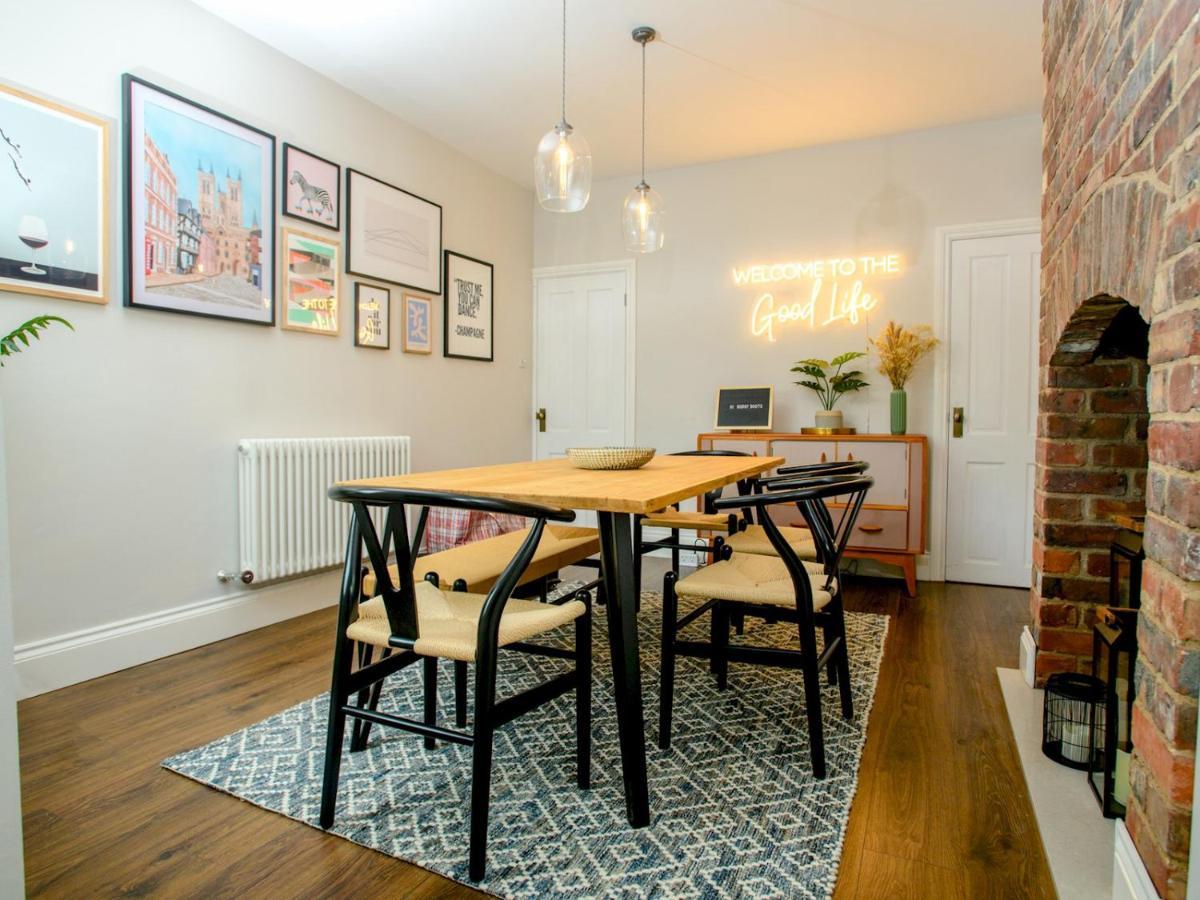 Pass The Keys Beautiful 3bed With Parking In Cathedral Quarter