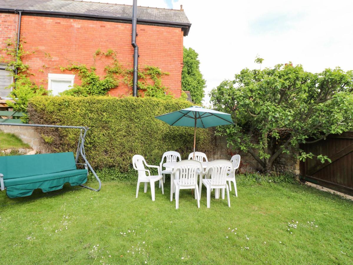 Arch Holiday home Lincoln