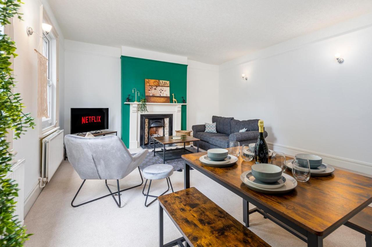 Cathedral View-2 Br-parking-ideal For Contractors *