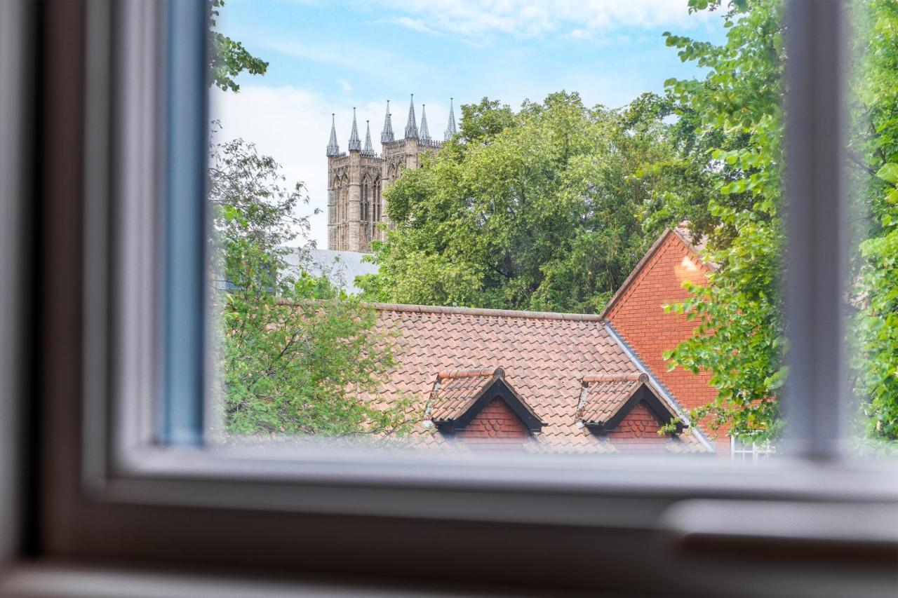 Apartment Cathedral View-2 Br-parking-ideal For Contractors