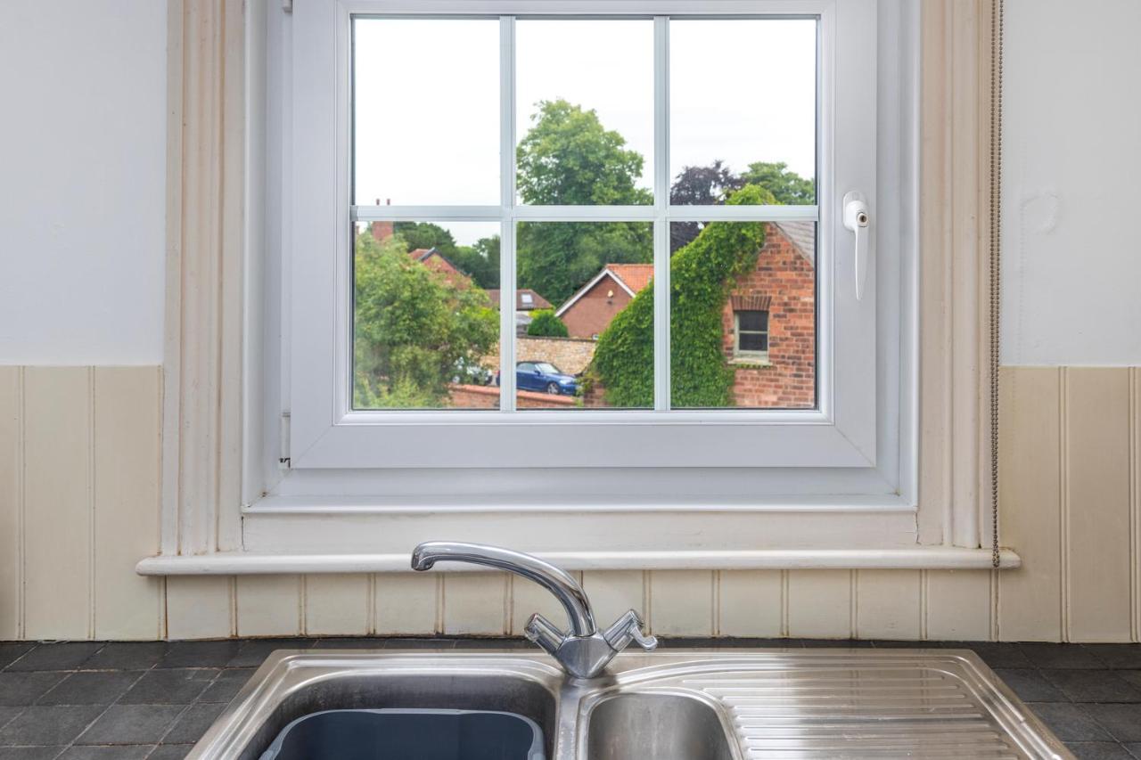 Cathedral View-2 Br-parking-ideal For Contractors *