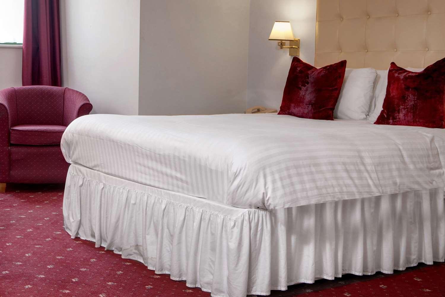 Western Bentley Hotel, Leisure Club & Hotel 4*