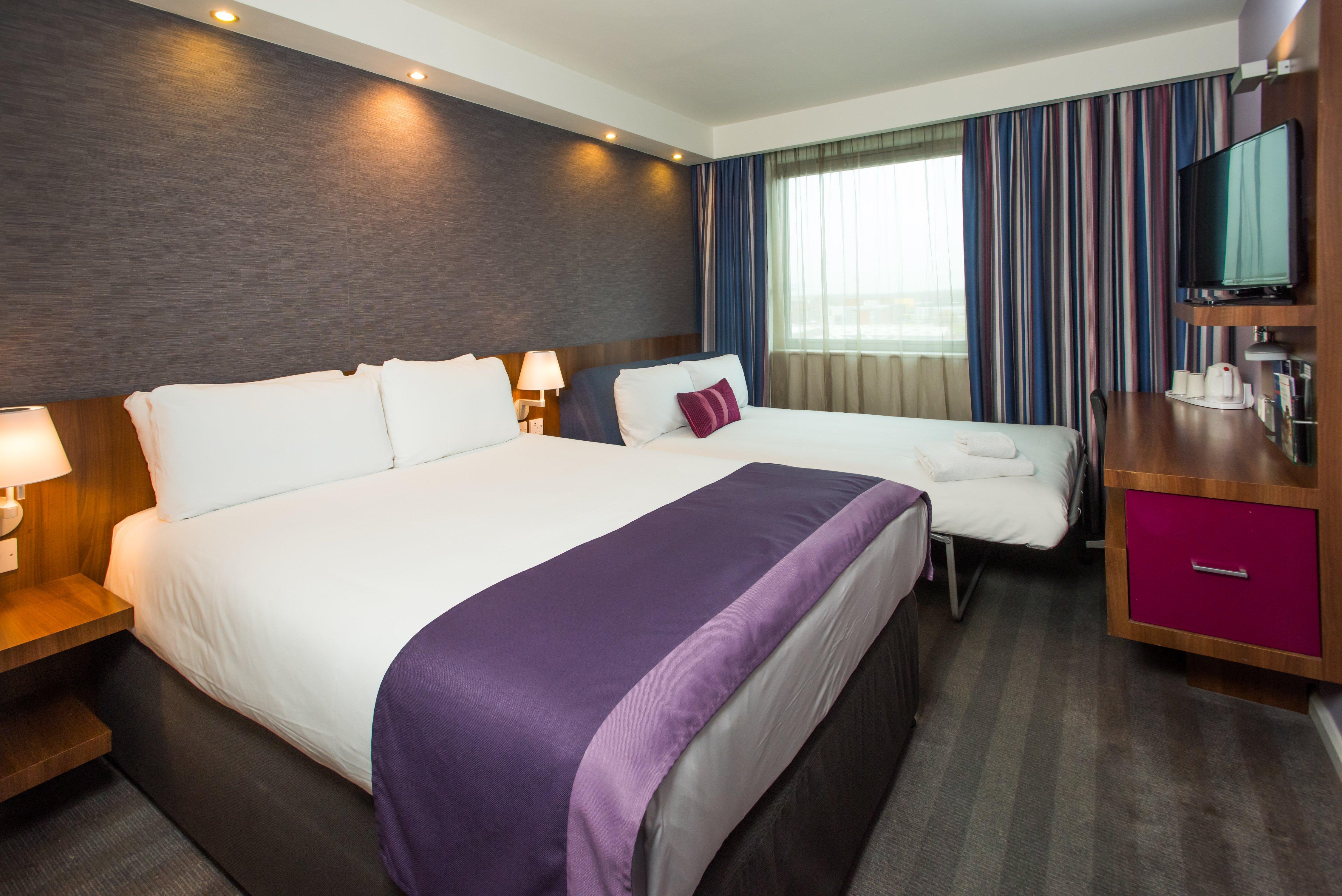 Express Centre By Ihg Hotel 3*