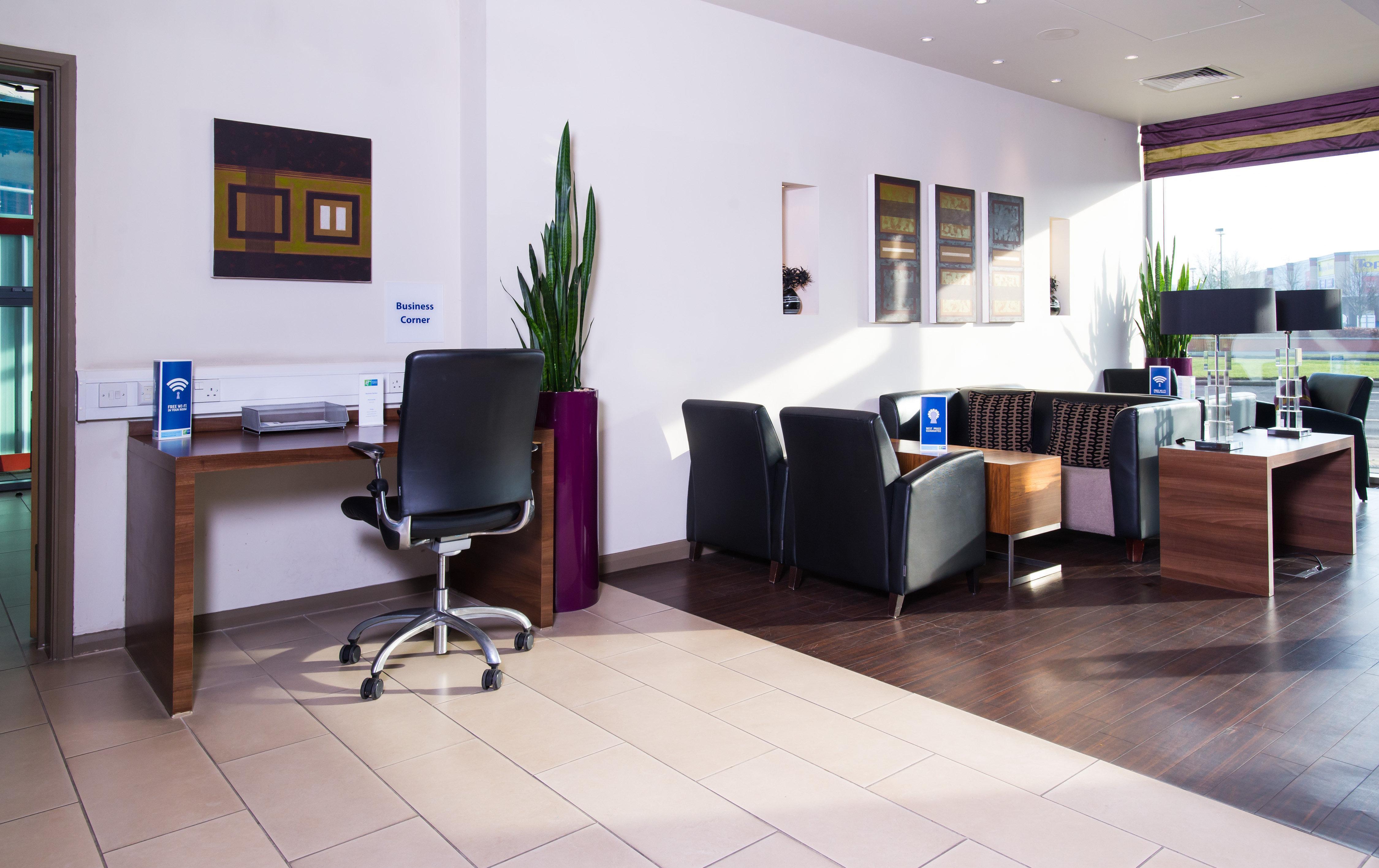 Hotel Express Centre By Ihg