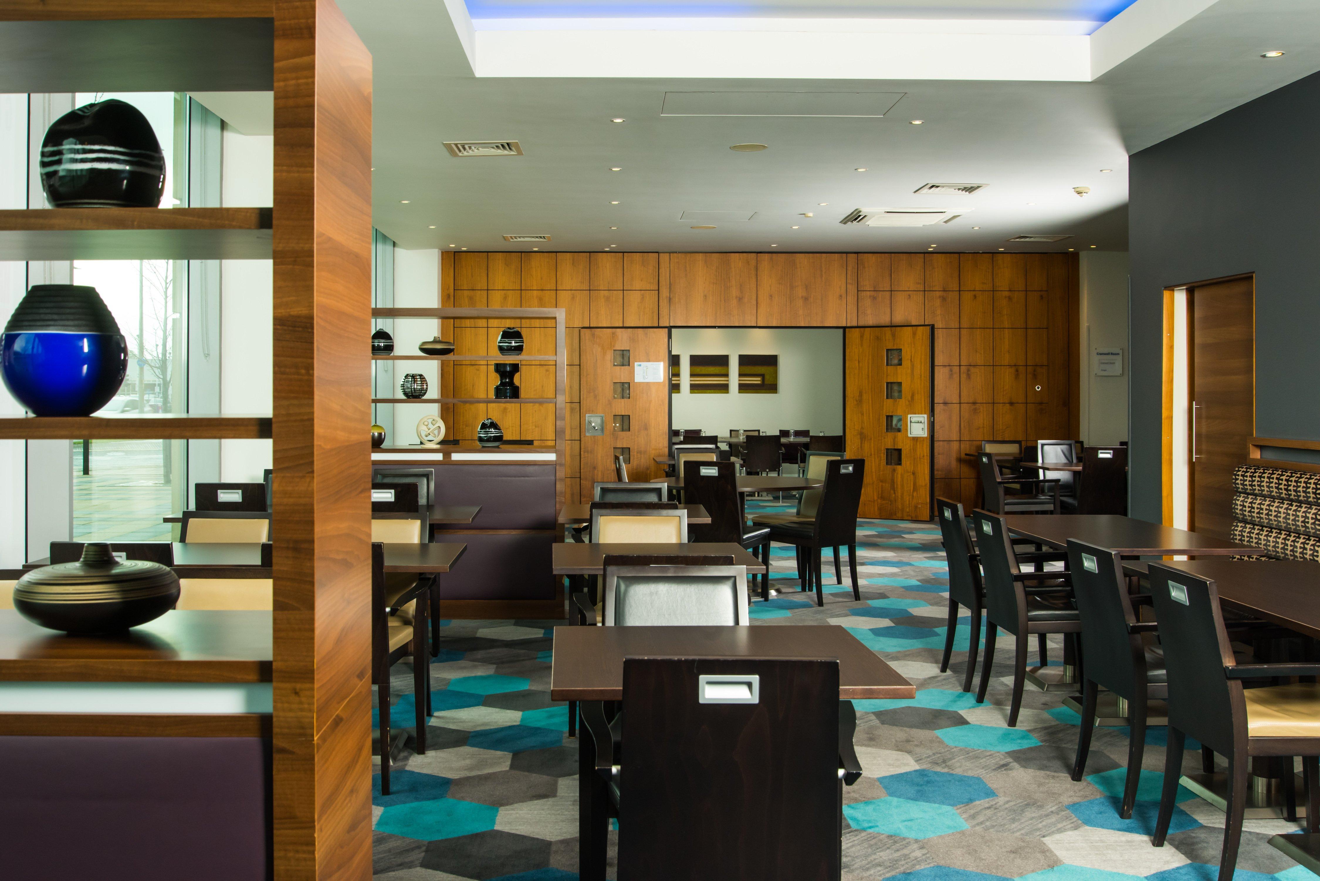 Express Centre By Ihg Hotel 3*