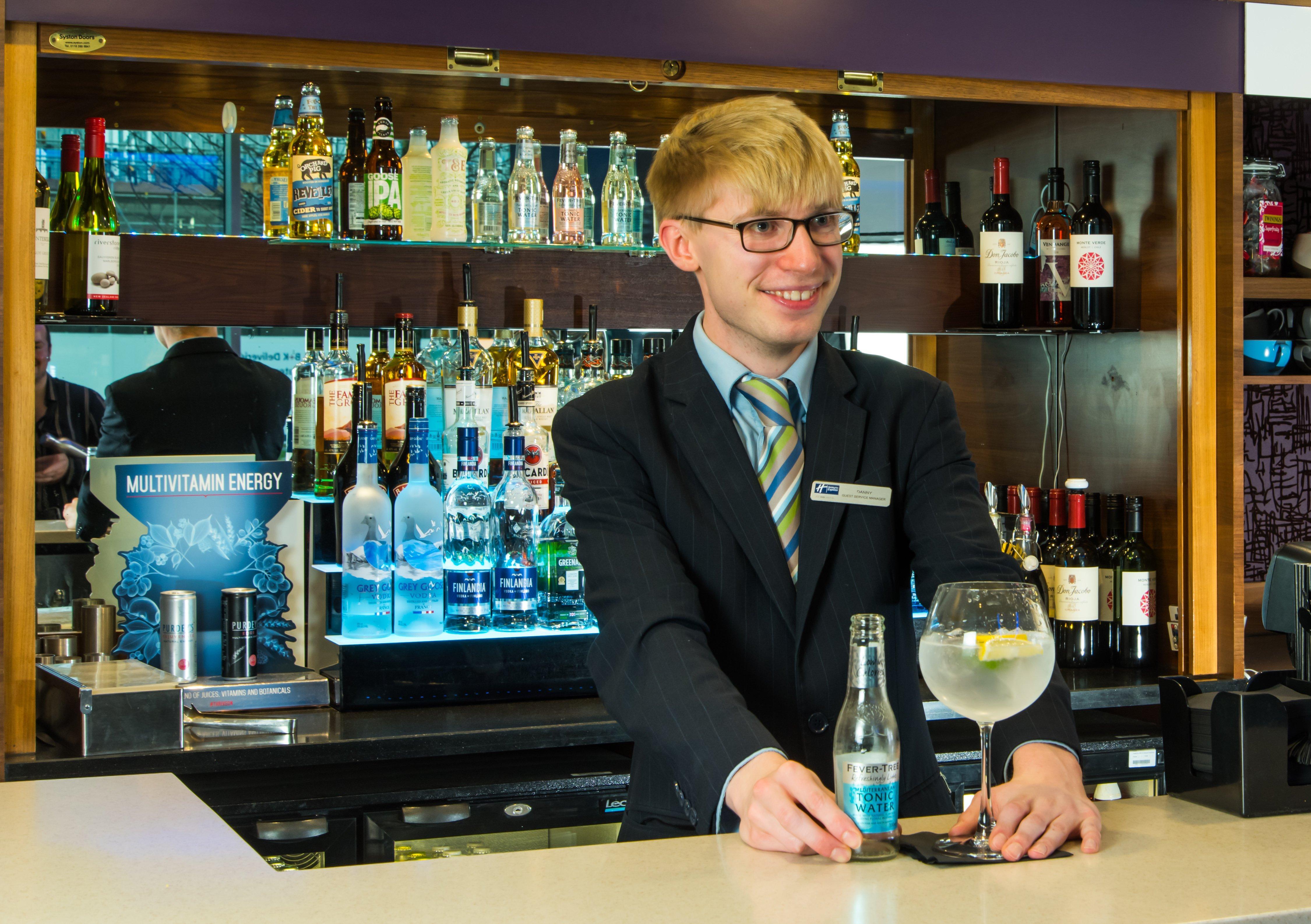 Hotel Express Centre By Ihg 3*