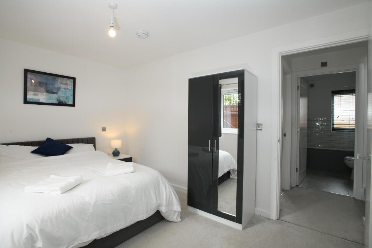 Number Six On The Hill Guest house *
