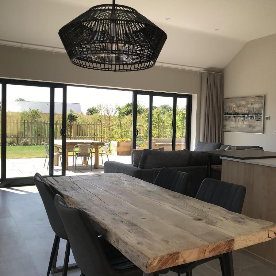 White Swan Cottage, Ashlin Farm Barns Holiday home *