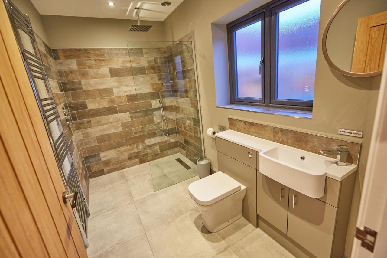 Holly Tree Barn, Ashlin Farm Barns Holiday home Lincoln