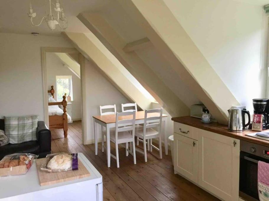Apartment Grove Farm Old Granary, 1st Floor Loft Apartment, Includes Continental Breakfast