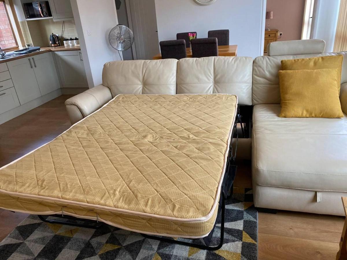 Cosy Homely Close To Centre Apartment