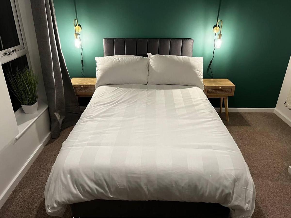 Holiday home Beautiful 4-bed House In Lincoln- Close To Centre *