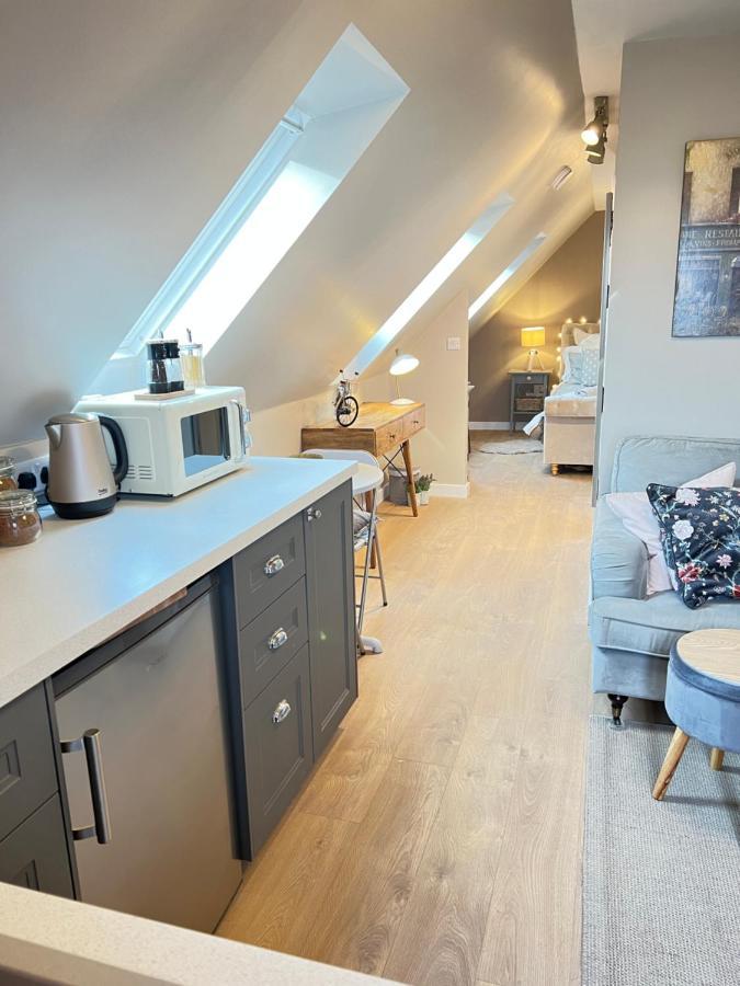 Apartment Entire Loft Space In Quiet Village Near Of