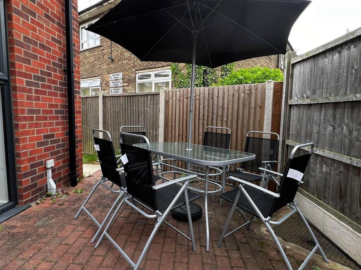 Beautiful 4-bed House In Lincoln- Close To Centre