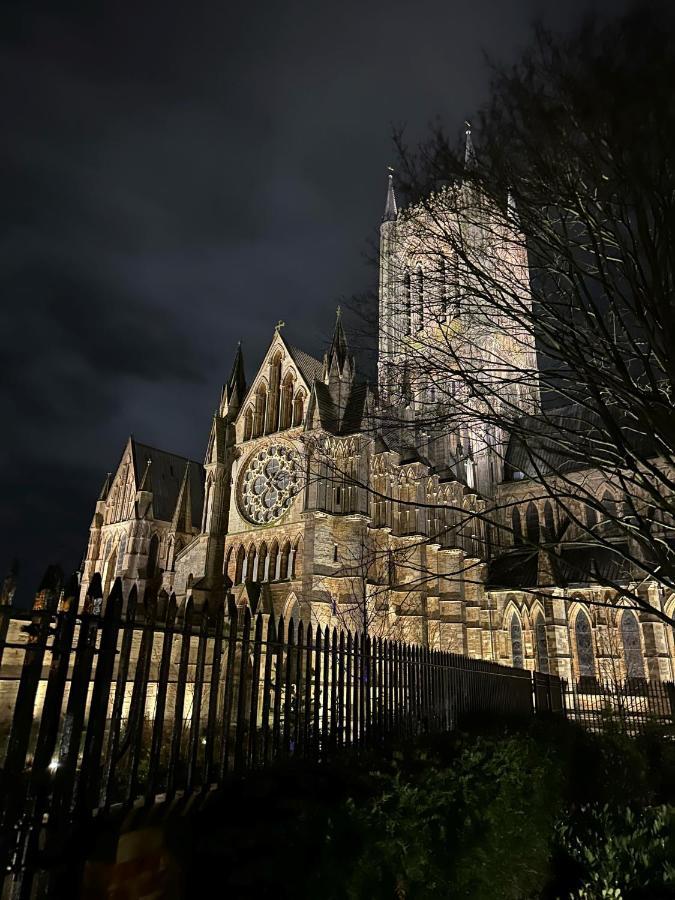 Holiday home Choristers Mews: Luxury A Stones Throw From The Cathedral! Lincoln
