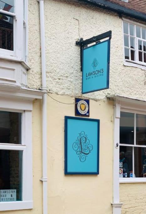 16 St Martins Near To Steep Hill