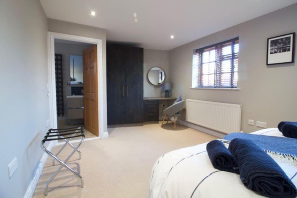 16 St Martins Near To Steep Hill Holiday home
