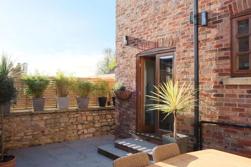 16 St Martins Near To Steep Hill Holiday home *