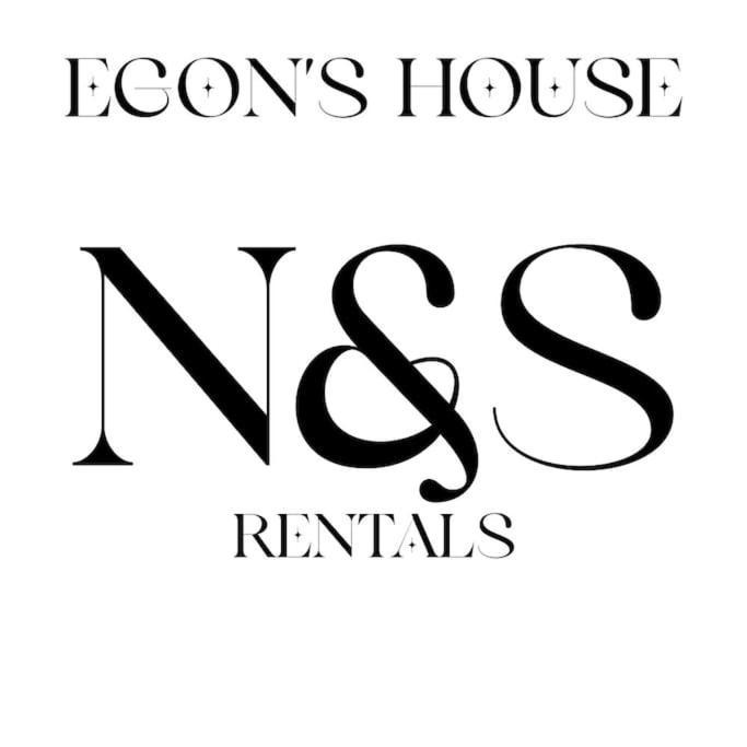 Centrally Located To The Of * Lincoln