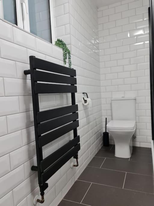Holiday home Centrally Located To The Of *