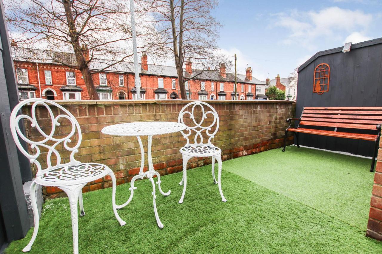 Stylish, Homely City Centre 3 Bed Property Sleeps 6 Holiday home *