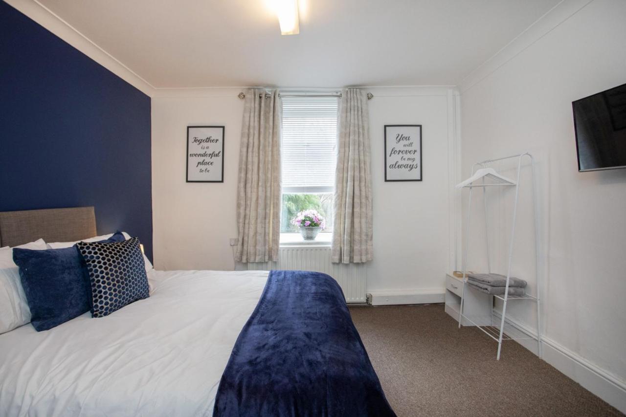 * Parking * Smart Tv * Sleeps Up To 7 * Fast Wi-fi *