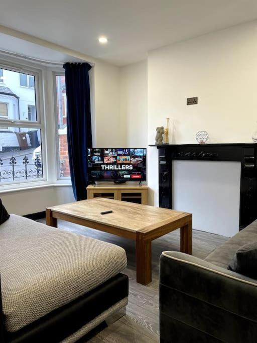 Holiday home Area Terraced House With Private Hot Tub