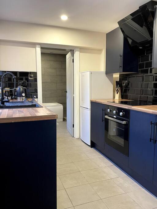 Area Terraced House With Private Hot Tub Holiday home Lincoln