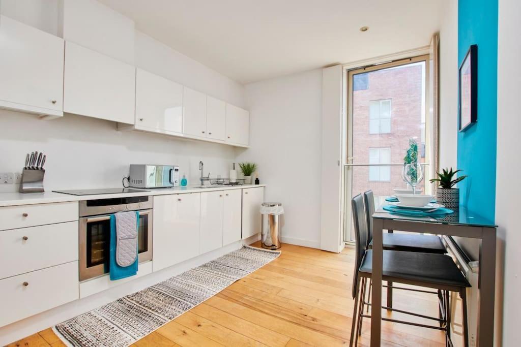 Swanky Centre Apartamento