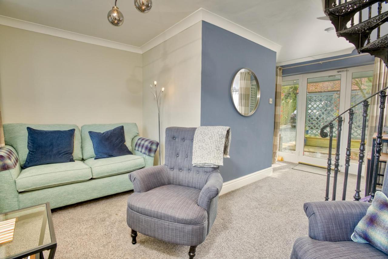 Pass The Keys Cosy Hideaway In The Countryside Holiday home *