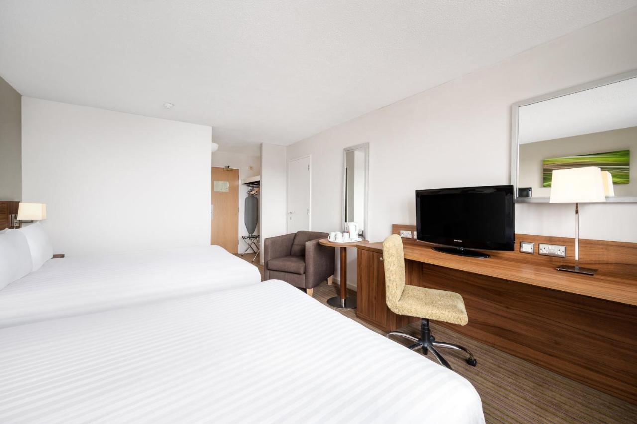 By Ihg Hotel Lincoln