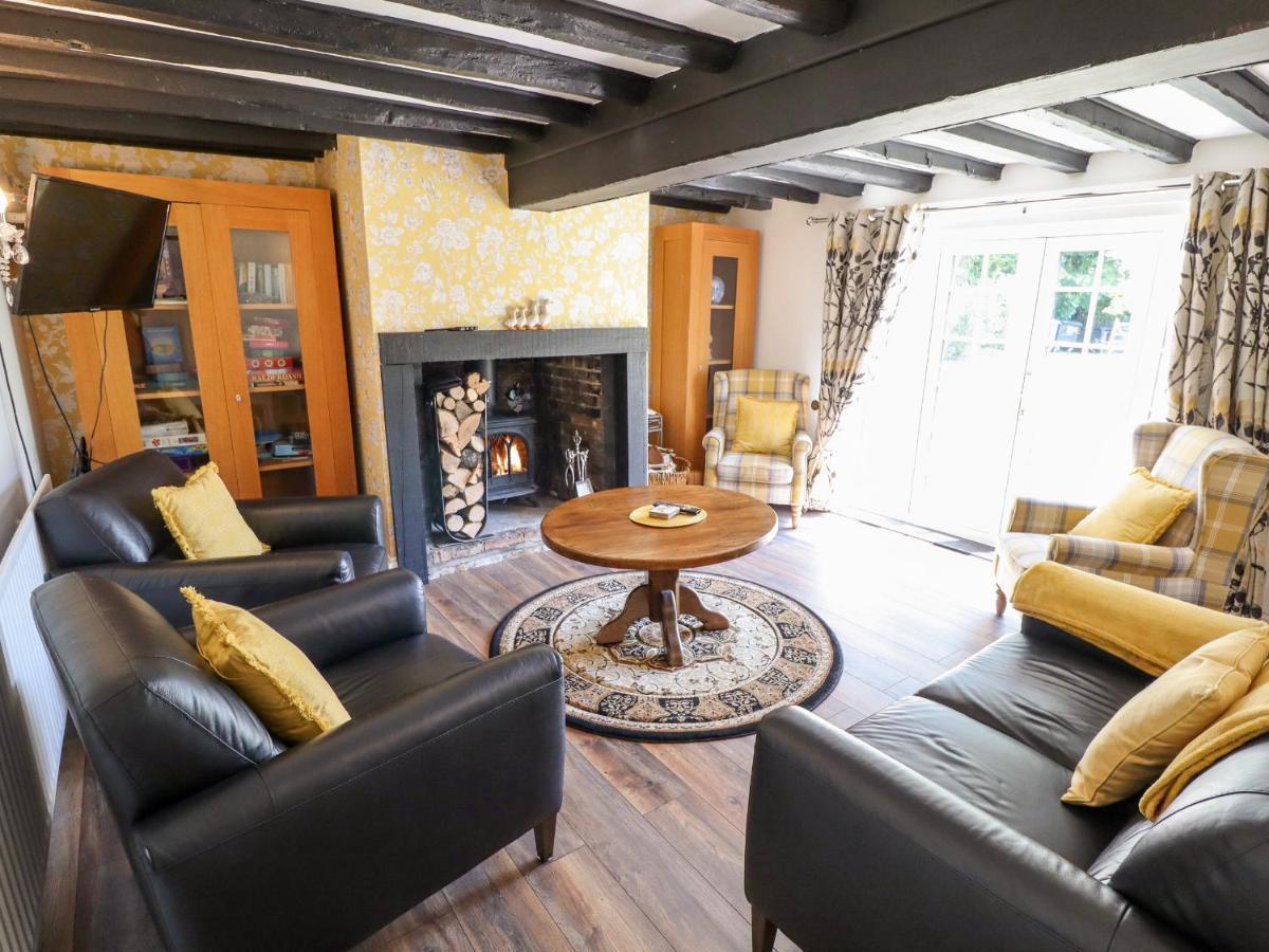Holly Holiday home