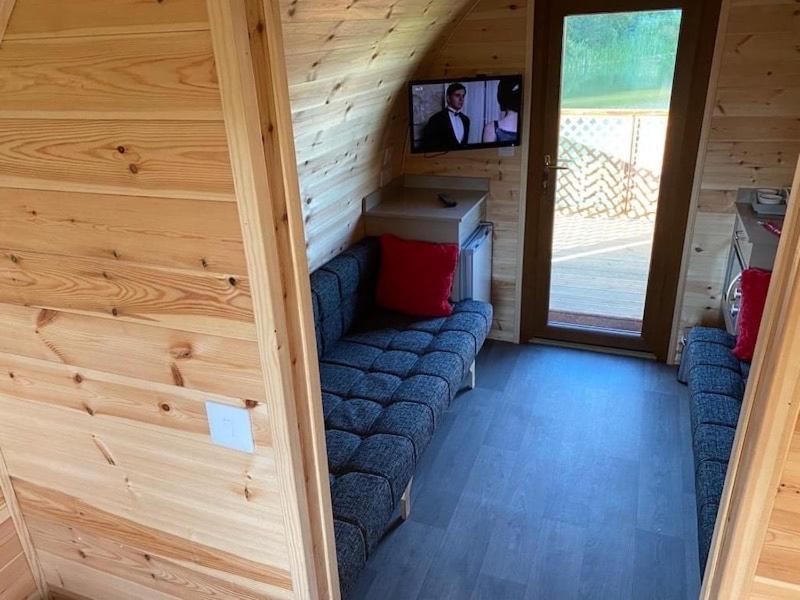 Glamping Pod, Seven Acre Farm Apartment