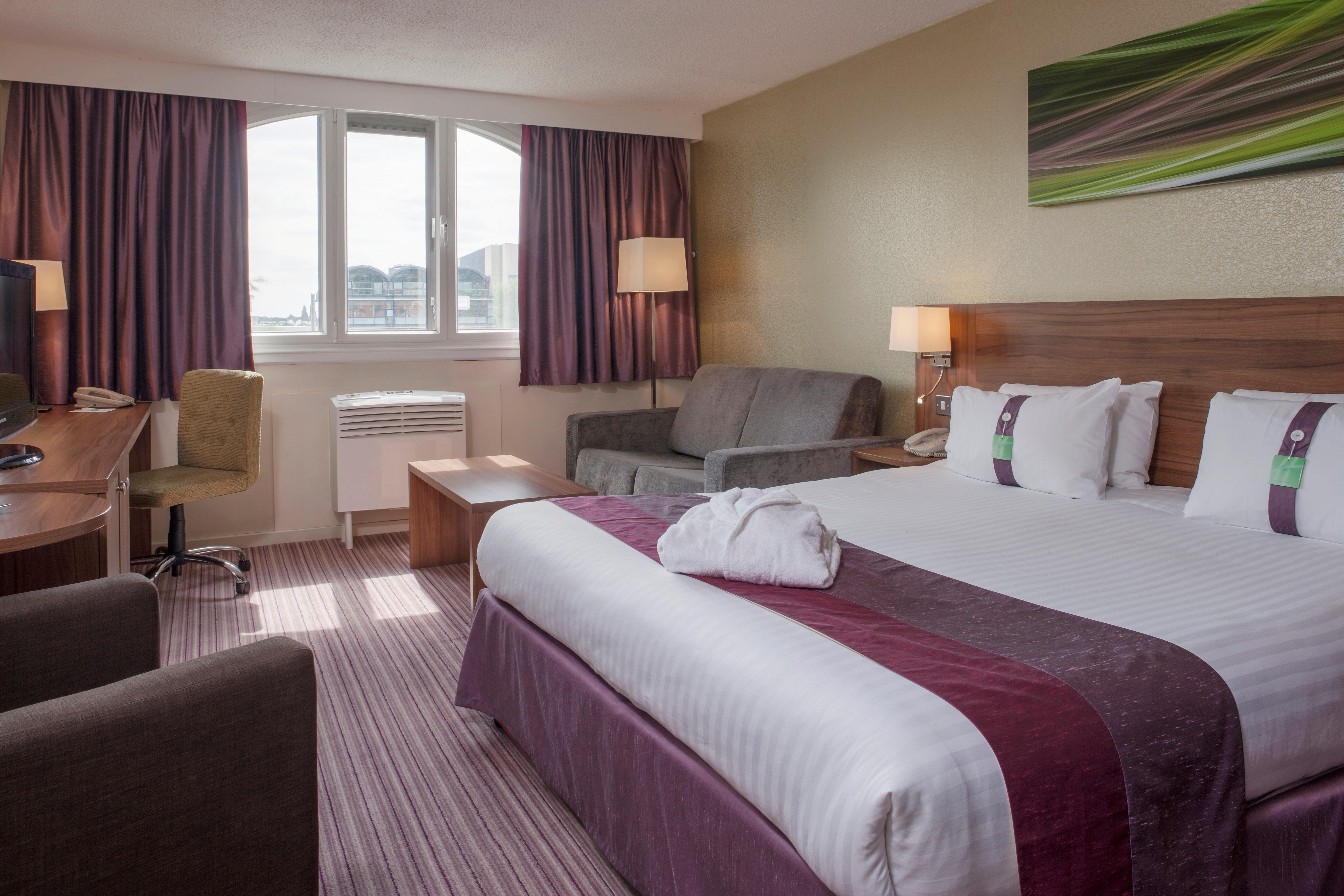 By Ihg Hotel