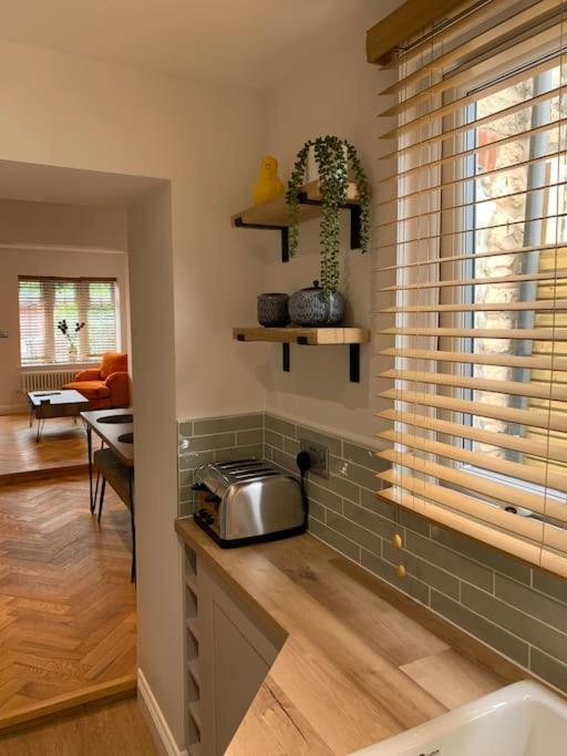 Minster - Cathedral Quarter With Permit Parking Holiday home
