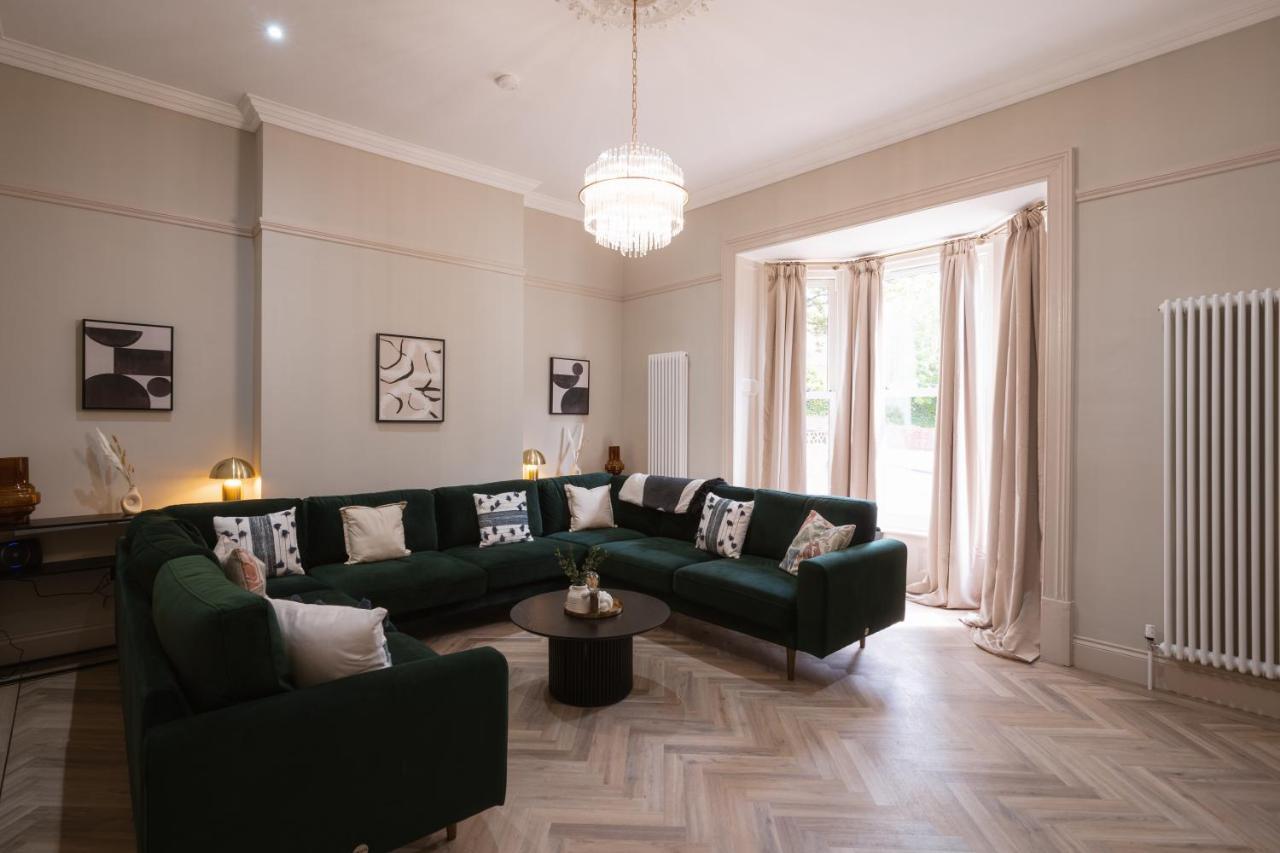 Our House Collective - Luxury In Centre, Hot Tub, Sleeps 16 Casa de férias