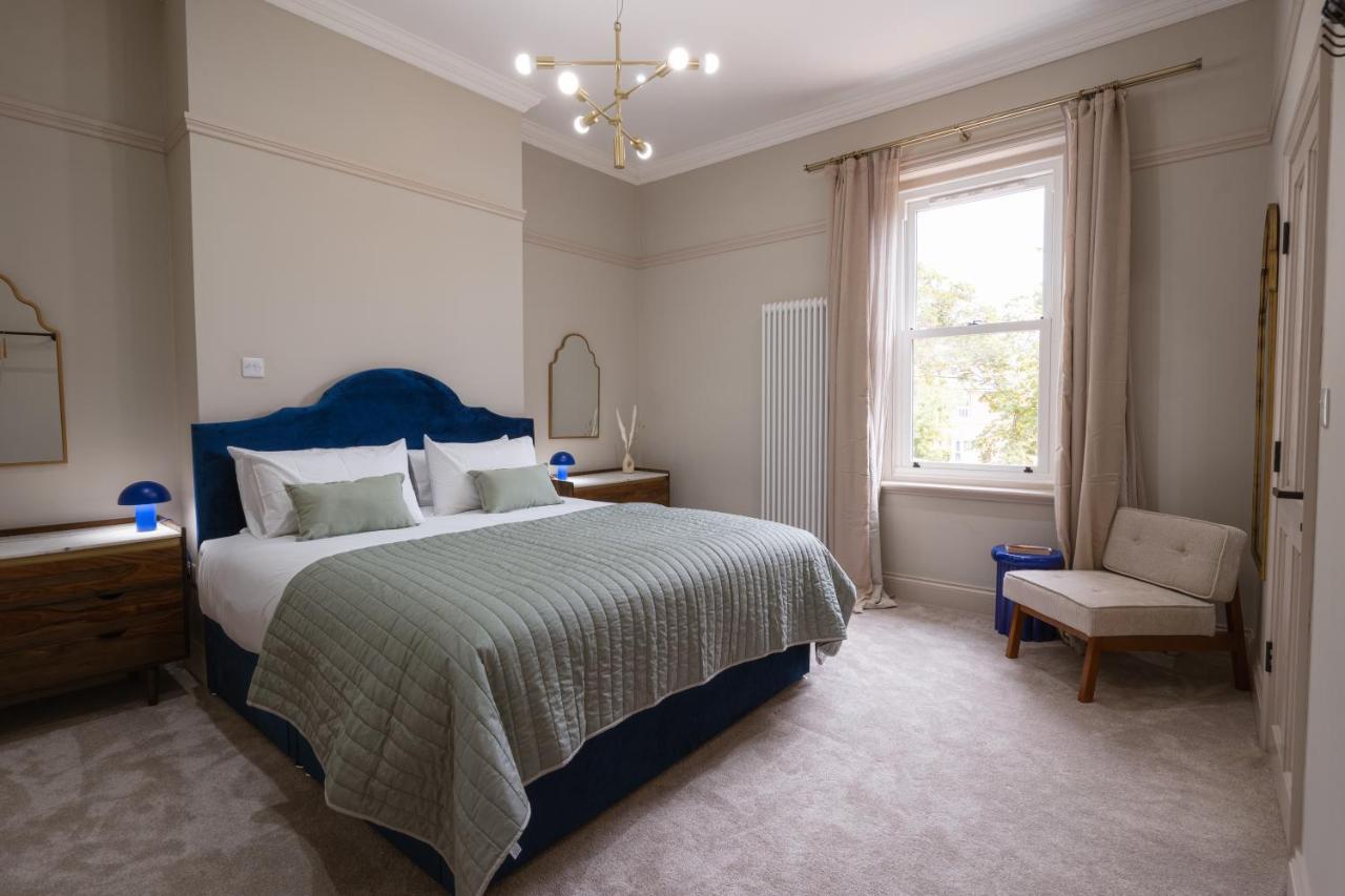 Our House Collective - Luxury In Centre, Hot Tub, Sleeps 16 *