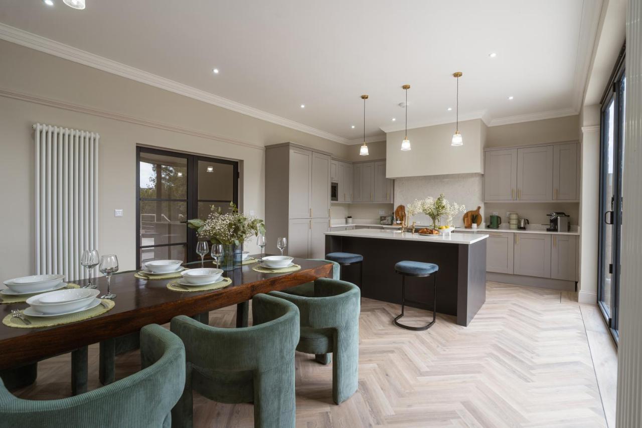 Holiday home Our House Collective - Luxury In Centre, Hot Tub, Sleeps 16 *