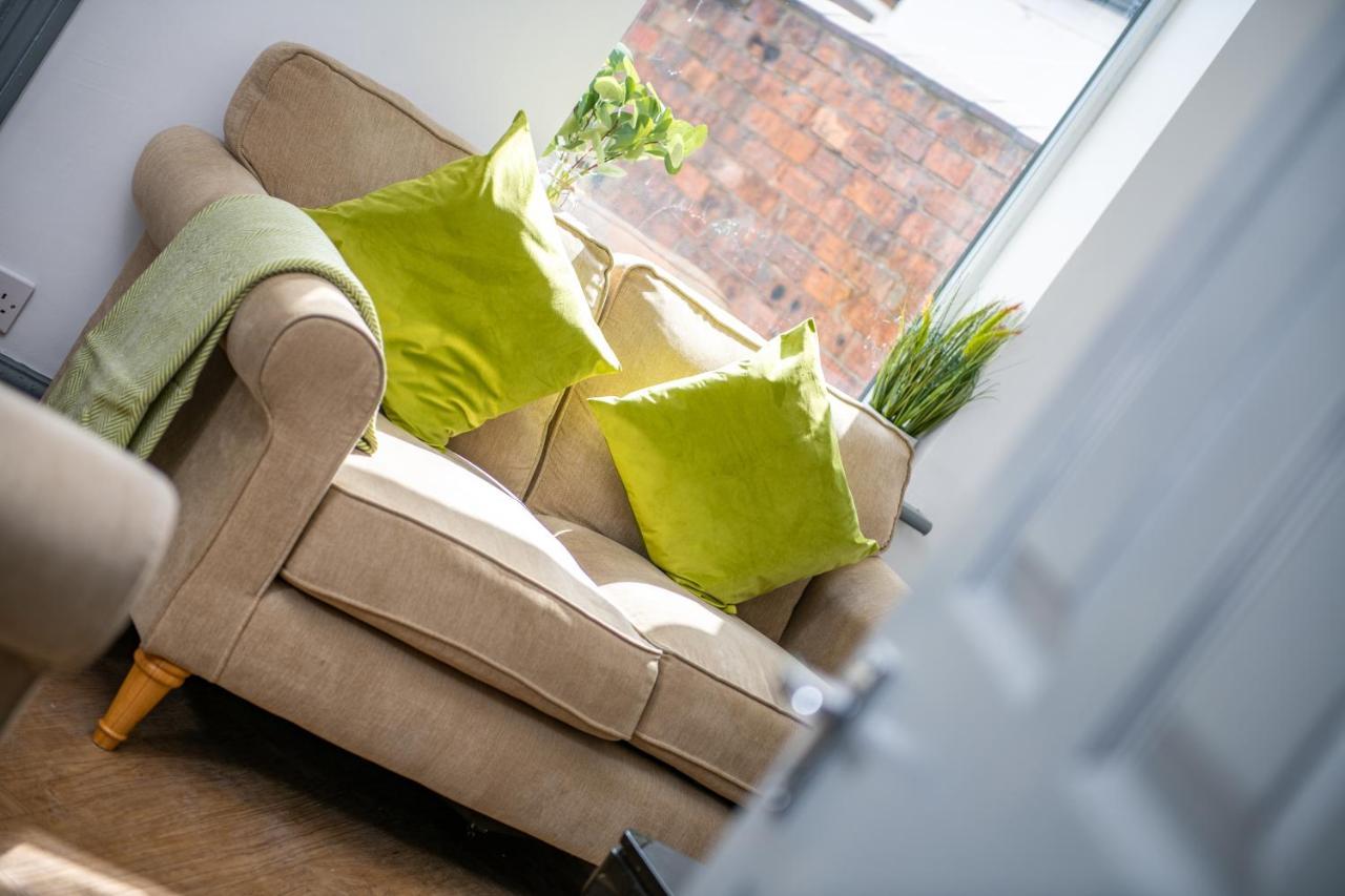 Lincoln House Close To City And University! Lincoln