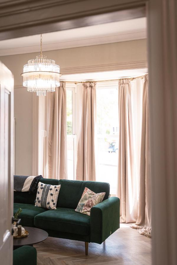 Our House Collective - Luxury In Centre, Hot Tub, Sleeps 16 Casa de férias Lincoln
