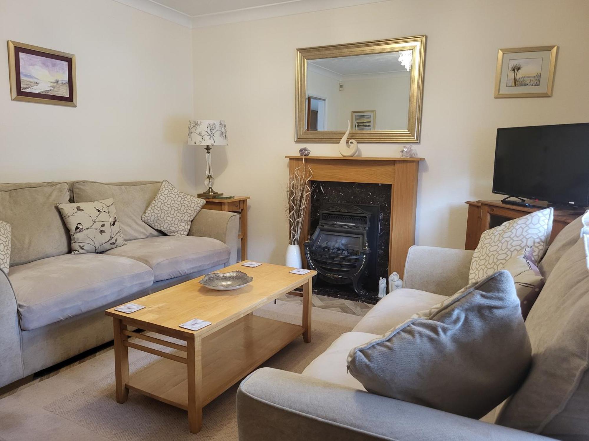 Casa de férias Grayz Townhouse - Free Onsite Parking For 2 Cars *