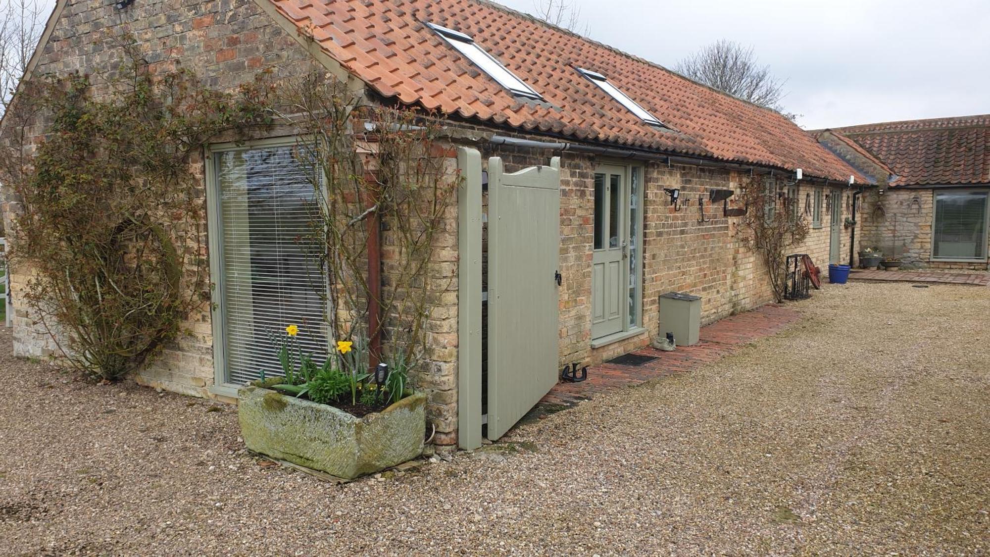 Charming Country Retreat Apartment