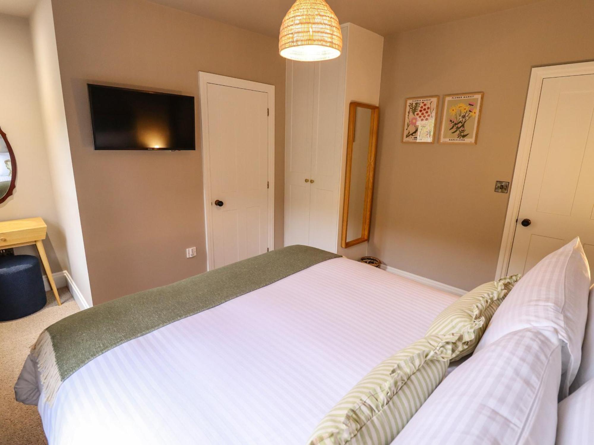 17 Union Road House Lincoln