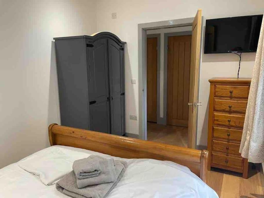 Hendrix's Apartment