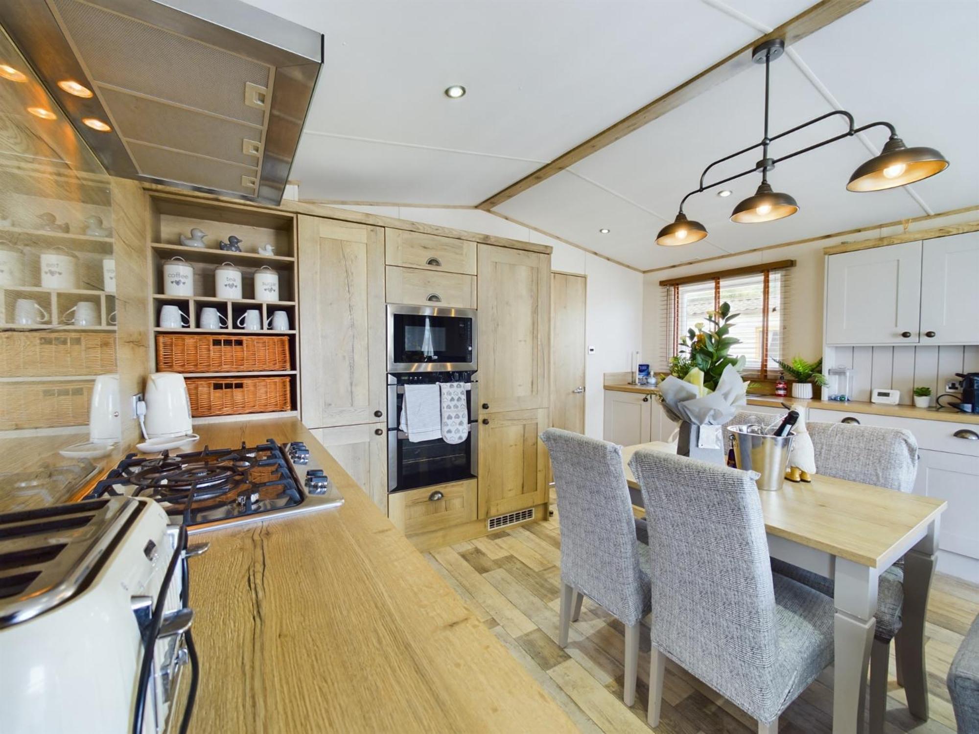 Tattershall Lakes Mini Breaks - Gibson Close Holiday home